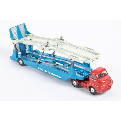 287 - Corgi Major Toys Carrimore Car Transporter (1101). A 1st type example with the Bedford 'S' type trac... 