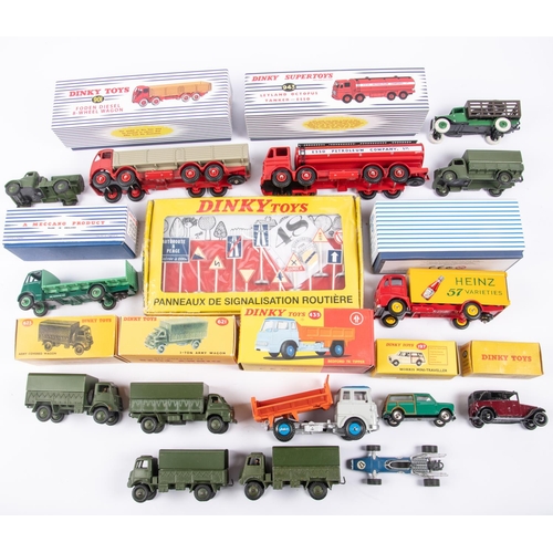 289 - 16x Dinky Toys and Atlas Dinky. Including 6x boxed Atlas Dinky; Foden 8-wheel wagon (901). Leyland O... 