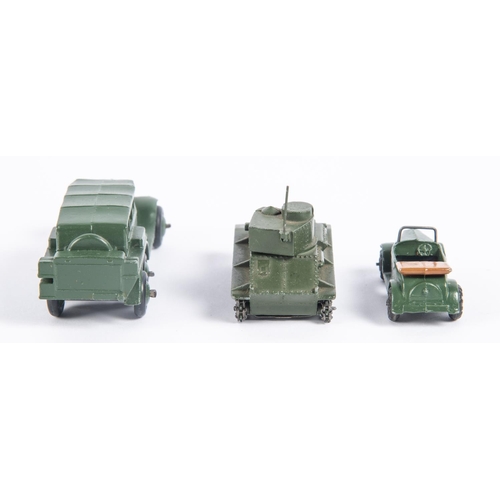 325 - A Dinky Toys Royl Tank Corps - Light Tnk Set (152). Comprising Light Tank 152a, Austin Seven Car 152... 