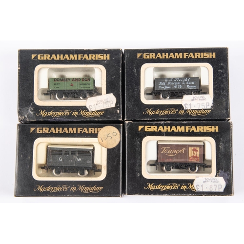 59 - Graham Farrish N gauge train pack. 2 locomotives -a BR class 24 Bo-Bo diesel loco, RN D5013 in lined... 