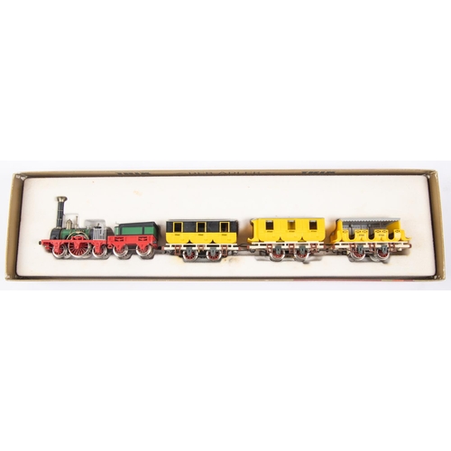 69 - A TRIX HO 'Der Adler' Anno dom 1835 train pack. Comprising a 222-tender locomotive 'Adler', in green... 