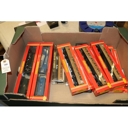 105 - 10x OO gauge LNER and BR railway items by Hornby and Graham Farish. Including 2x locomotives; an LNE... 