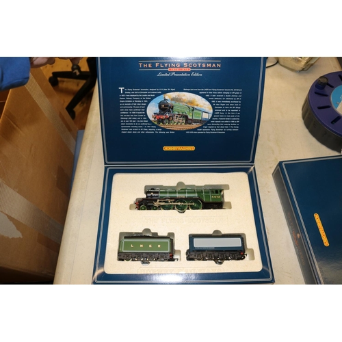 107 - 4x Hornby Railways OO gauge Flying Scotsman presentation sets. Including; LNER Class A3 4-6-2 locomo... 