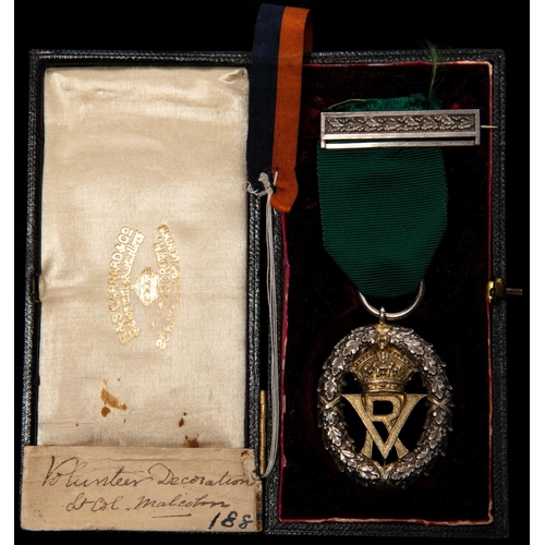 102 - Volunteer Officers Decoration, Vic VR issue, HM 1892 (year of Institution) GVF, an old label fixed t... 