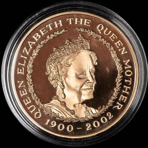 159 - Her Majesty Queen Elizabeth the Queen Mother, Gold proof memorial £5 crown, 1900-2002, Brilliant Unc... 