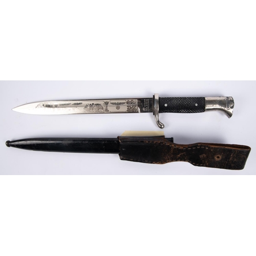 210 - A Third Reich double etched K98 dress bayonet,  by E Pack & Sohne, Solingen, etched on one side with... 