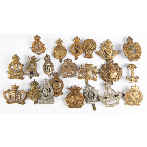 253 - 21 yeomanry cap badges, including post 1949 KC Sherwood Rangers, pre and post 1950 Shropshire, 1915-... 