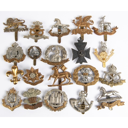 267 - 20 infantry cap badges, including the Buffs, Kings Own, pre 1935 Norfolk (slider replaced), large si... 