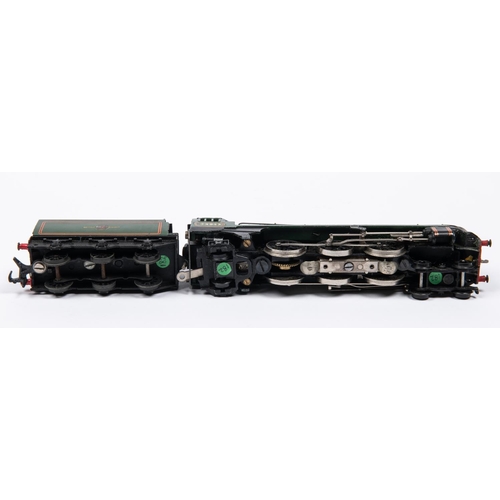 101 - A Hornby Dublo BR (ex.SR) West Country Class 4-6-2 locomotive, Dorchester 34042, in lined green live... 