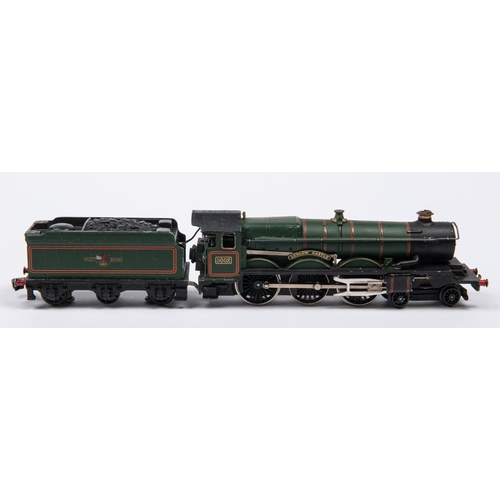 103 - A Hornby Dublo BR (ex.GWR) Castle Class 4-6-0 locomotive, Ludlow Castle 5002, in lined green livery ... 