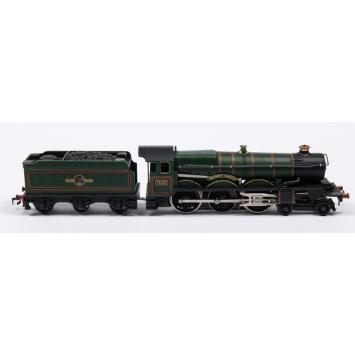 106 - A Hornby Dublo BR (ex.GWR) Castle Class 4-6-0 locomotive, Denbigh Castle 7032, in lined green livery... 