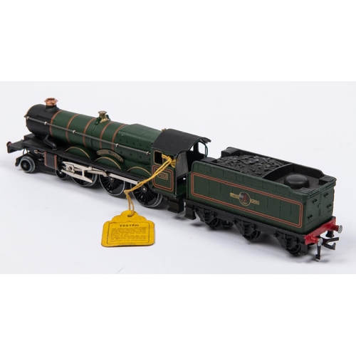 107 - A Hornby Dublo BR (ex.GWR) Castle Class 4-6-0 locomotive, Bristol Castle 7013, in lined green livery... 