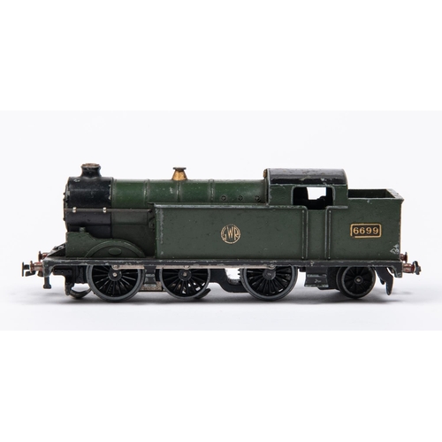 113 - A Hornby Dublo GWR Class N2 0-6-2T locomotive, 6699, in green livery (EDL7). For 3-rail running. GC ... 