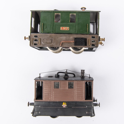 129 - 2x O gauge 0-4-0 Tramcars for 2-rail running. An LMS example in dark green and a BR example in brown... 