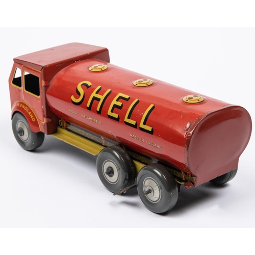 210 - A Mettoy tinplate clockwork Shell BP Petrol Tanker. The cab is in the style of AEC, a 3-axle example... 