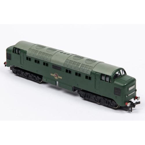 91 - 2x Hornby Dublo BR diesel locomotives for 2-rail running. Deltic Class 55 Co-Co loco (2232). Togethe... 