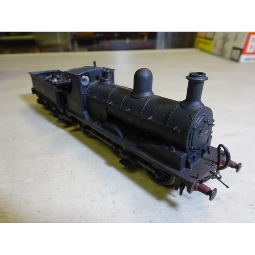 44 - 20x OO gauge kit-built and finescale models. Including 3x locomotives; a Craftsman Models BR Class 2... 