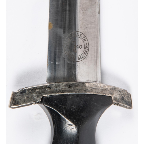 256 - A good copy of a Third Reich 1933 pattern SS dagger, with maker's mark of Jacobs & Co, Solingen-Graf... 