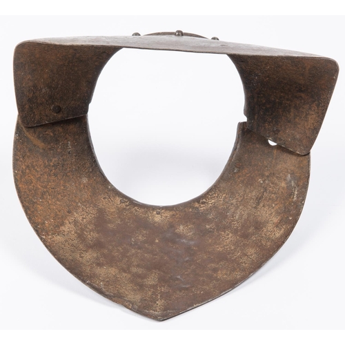 391 - A 17th century cavalry troopers' steel gorget armour, constructed in 2 halves and decorated with dom... 