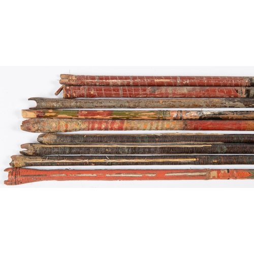 404 - A set of four 18th century Indian arrows, with rectangular, triangular and leaf shaped heads and cop... 