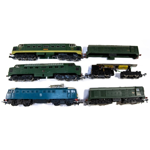 131 - 5x Hornby Dublo/Tri-ang diesel and electric locomotives for 2-rail running. Including; a Class AL1 e... 