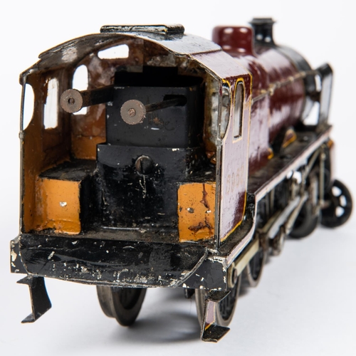 174 - A Bassett Lowke O gauge clockwork LMS Patriot 4-6-0 tender locomotive, 5932, in lined maroon livery.... 