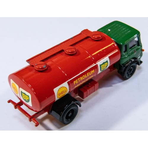 280 - Corgi toys prototypes etc. A 22801 Shell/BP Bedford Tk Elliptical tanker with diecast petrol pump, b... 