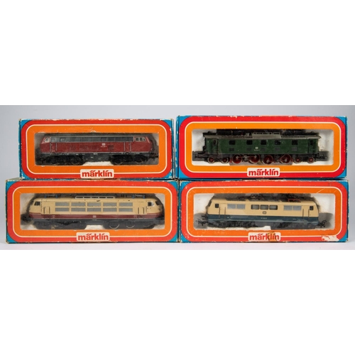 90 - 4x Marklin HO gauge German DB outline railway locomotives. A diesel Bo-Bo loco, 216 025-7, in maroon... 