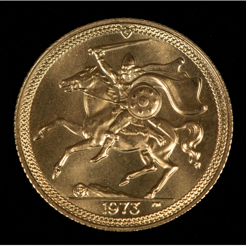 35 - Isle of Man: Elizabeth II regular issue Sovereign 1973, Uncirculated. £280-320