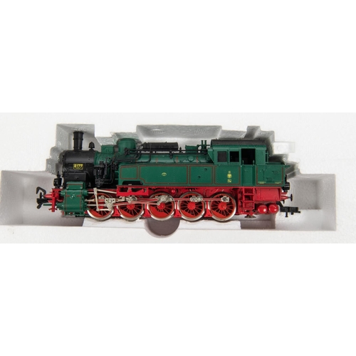 128 - Fleischmann HO 0-10-0 tank locomotive RN8177 allocated to Trier, in regional green and red livery, 4... 