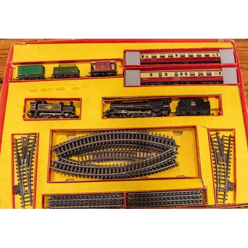 188 - 5x Train sets by Hornby Railways and Tri-ang. Including; 2x Hornby Railways Intercity sets; an Inter... 