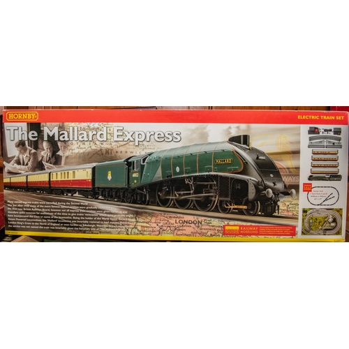 188 - 5x Train sets by Hornby Railways and Tri-ang. Including; 2x Hornby Railways Intercity sets; an Inter... 