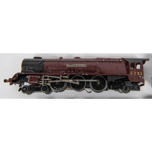 207 - 3x Hornby Dublo locomotives and a Tri-ang Hornby loco for 3-rail running. 2x Hornby Dublo Coronation... 