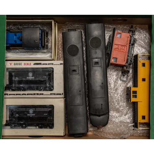 221 - 7x O gauge American outline rolling stock. Including; a kit-built Soo Line Bo-Bo diesel locomotive p... 