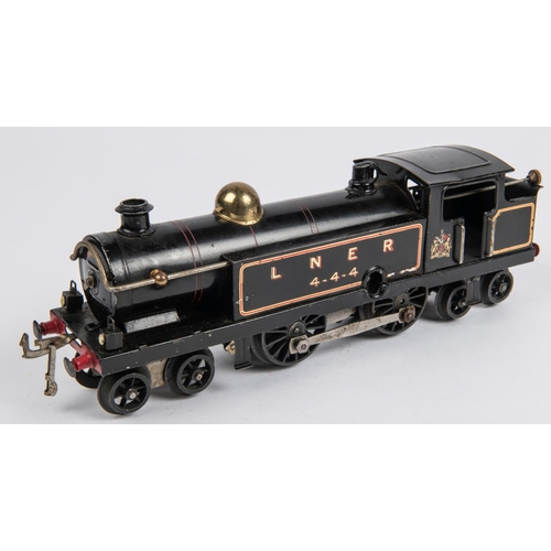 227 - A Hornby O gauge No.2 clockwork Tank locomotive; LNER 4-4-4T, 4-4-4, in lined black livery. GC-VGC, ... 