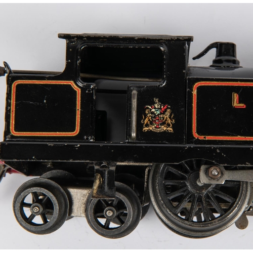 227 - A Hornby O gauge No.2 clockwork Tank locomotive; LNER 4-4-4T, 4-4-4, in lined black livery. GC-VGC, ... 