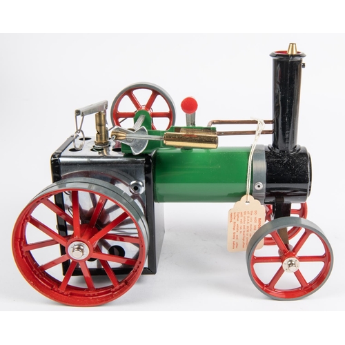 239 - A Mamod live steam Traction Engine (TE1a). Steam Tractor in green with red wheels, etc. Boxed as new... 