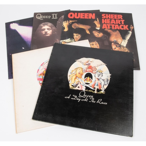 5x Queen Lp Record Albums Including Queen Queen Ii Sheer Heart Attack A Night At The Opera A D 7111