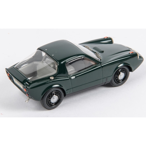 358 - Somerville Models No.125. SAAB Sonett II. An example finished in dark green with grey interior. Boxe... 