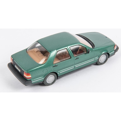 386 - Somerville No.127. SAAB 9000CD. In metallic green with tan interior. Boxed, with packing and paperwo... 