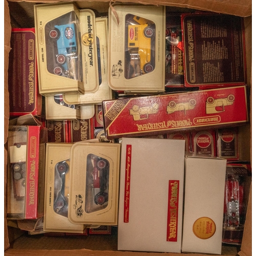 393 - 100x Matchbox Models of Yesteryear. Including 38x examples in early pink and yellow/mauve and yellow... 