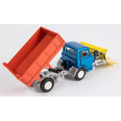 490 - Dinky Toys Ford D.800 Snow Plough and Tipper Truck (439). An example with a metallic blue cab, yello... 