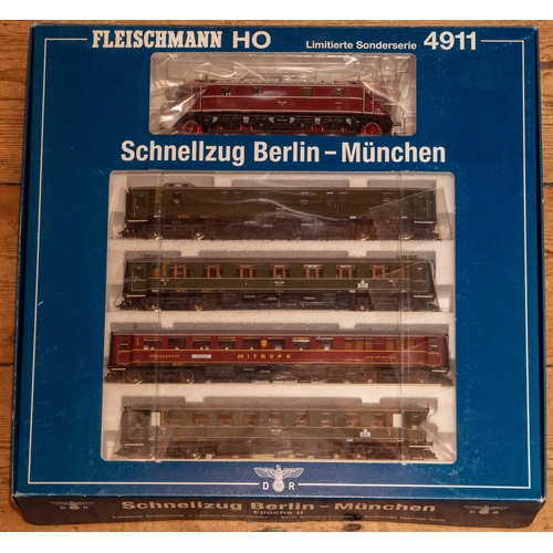 156 - A Fleischmann HO Limited Train Pack 4911. 'Express Train to Berlin-Munchen'. Comprising a DR Class E... 