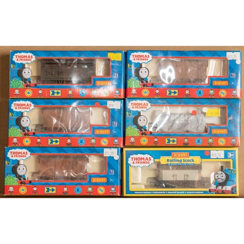 214 - 7x Hornby OO gauge Thomas the Tank Engine items. Including a Toby Electric Train Set comprising a tr... 