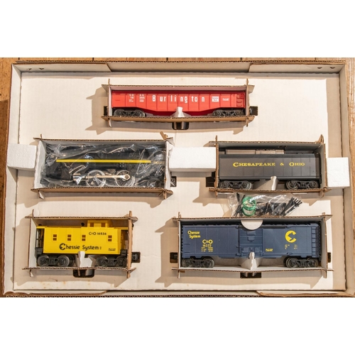 252 - 2x Lionel Trains O gauge American outline train sets. The Super Chief, comprising a Bo-Bo diesel loc... 