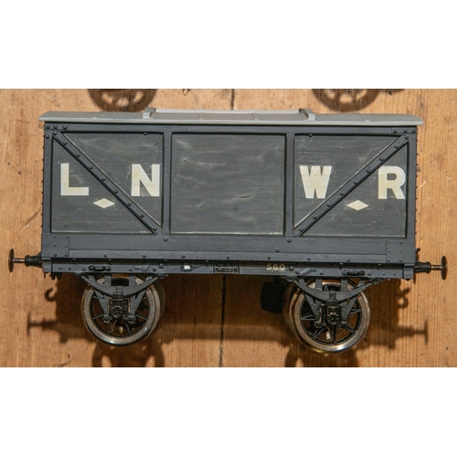 260 - 5x Gauge Three 2.5 inch gauge LNWR railway 4-wheel box vans in grey. In resin and white metal and bu... 