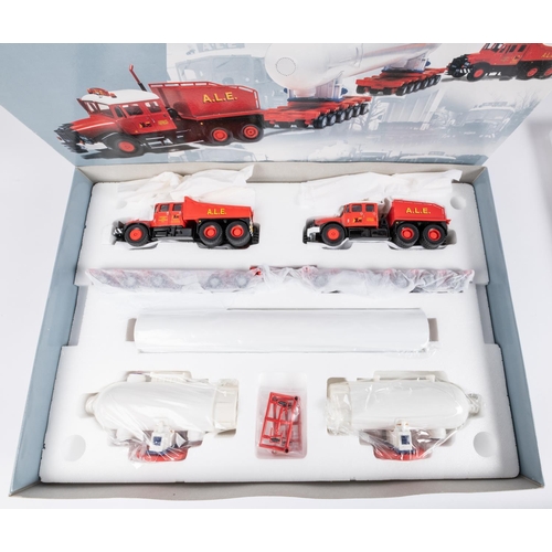 369 - 2 Corgi Heavy Haulage Sets. Pickfords (18002). Scammell Contractor x2, with Nicolas Bogie Trailer & ... 