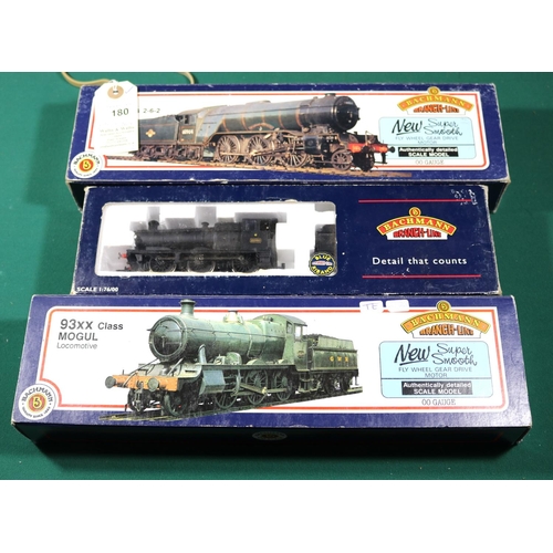 180 - 3x Bachmann Branch-line OO gauge BR locomotives. A Class 93xx 2-6-0, 9308, in unlined black (31-802)... 