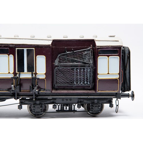 261 - An impressive Royal Mail TPO train made up of a rake of three Gauge Three 2.5 inch gauge LNWR and Ca... 