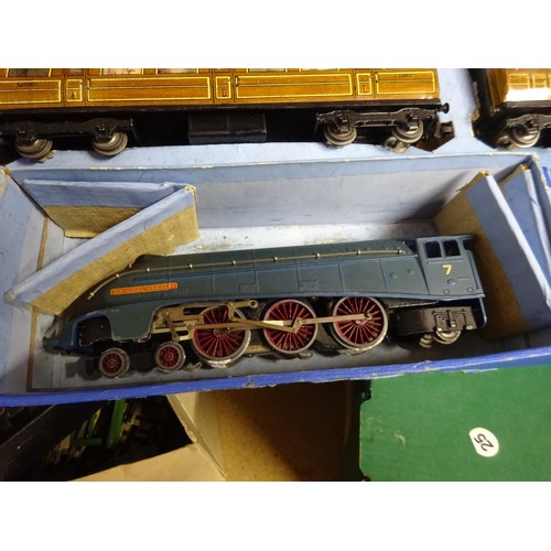 242 - 14+ items of Hornby Dublo railway. Including a EDP1 Passenger Train set comprising; LNER Class A4 lo... 